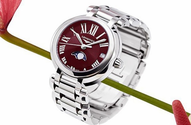 手表停摆:浪琴手表长时间未佩戴的修复秘籍(图) 手表停摆:浪琴手表长时间未佩戴的修复秘籍(图)