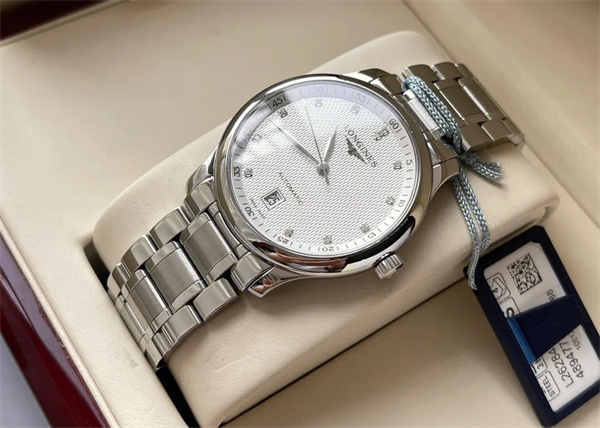 浪琴表壳有划痕解决技巧汇总(图) 浪琴表壳有划痕解决技巧汇总(图)