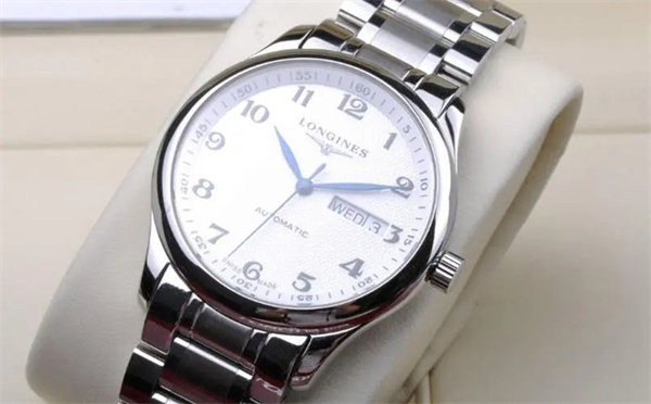 浪琴腕表表壳坏了处理方法汇总(图) 浪琴腕表表壳坏了处理方法汇总(图)