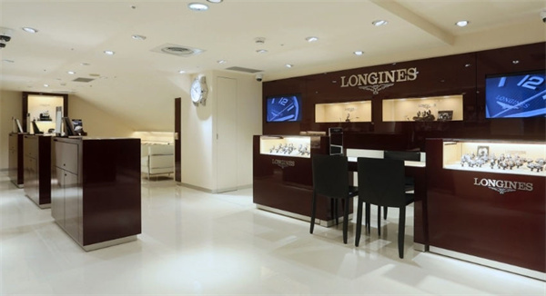 浪琴腕表表带过长处理办法(图) 浪琴腕表表带过长处理办法(图)